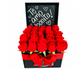 Arreglo Encanto – 25 Rosas en Caja Negra